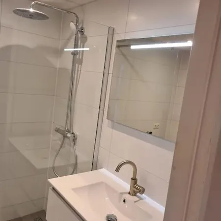 Heerlijk Halfvrijstaande Woning *